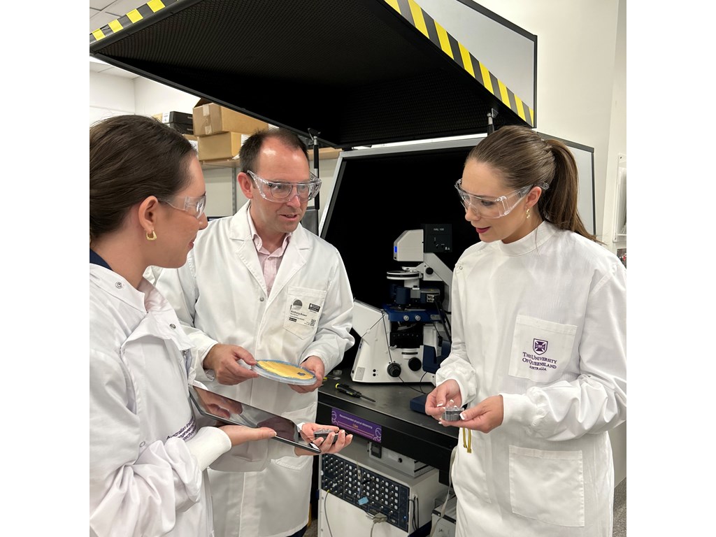 Cleanroom to sweep in Queensland scientific excellence