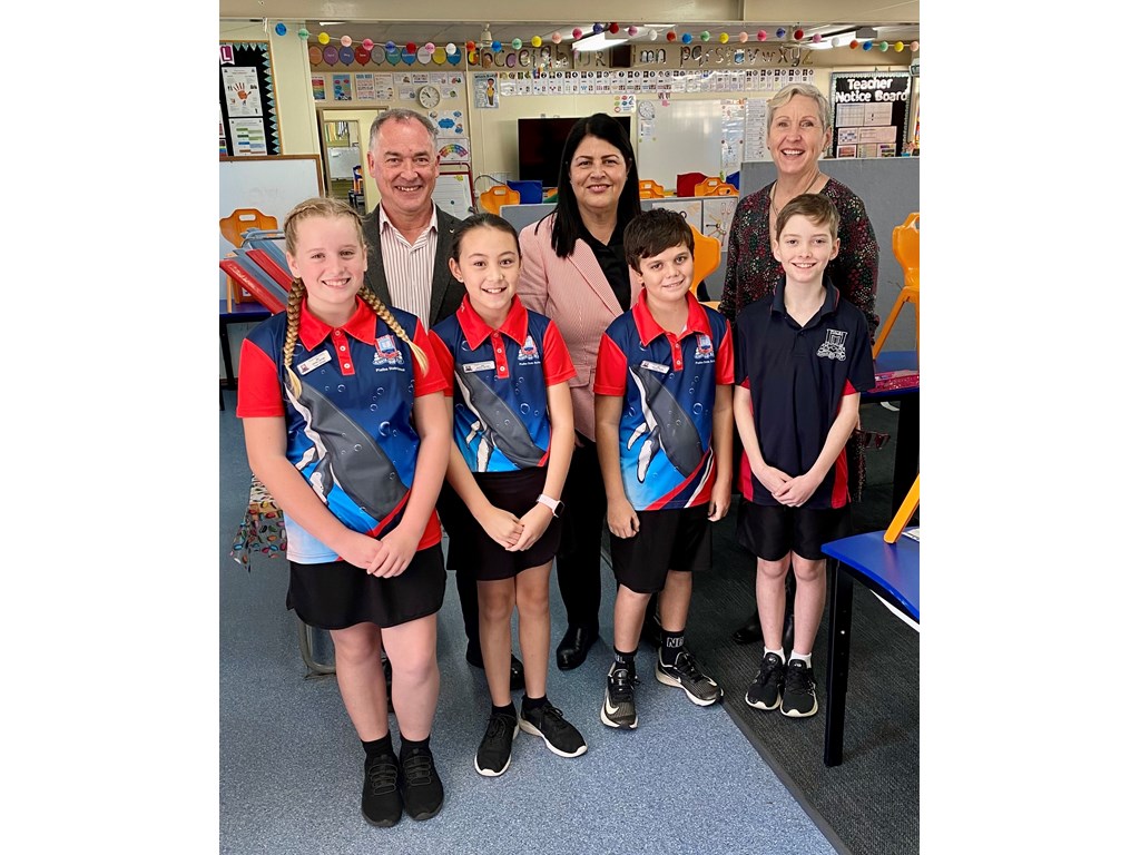 L-R back row: Adrian Tantari MP, Education Minister Grace Grace, Pialba State School Principal Janeen Fricke. L-R front row: School Captains Tegan, Alexandra and Andrew, and Arts Leader Jesse Semple
