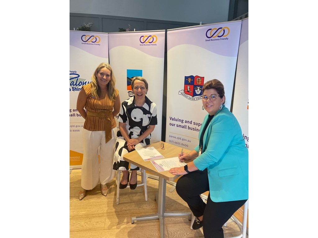 Minister for Small Business Di Farmer (centre) pictured at the signing with Balonne Shire Council Mayor Samantha O’Toole (right) and Queensland Small Business Commissioner Maree Adshead (left)