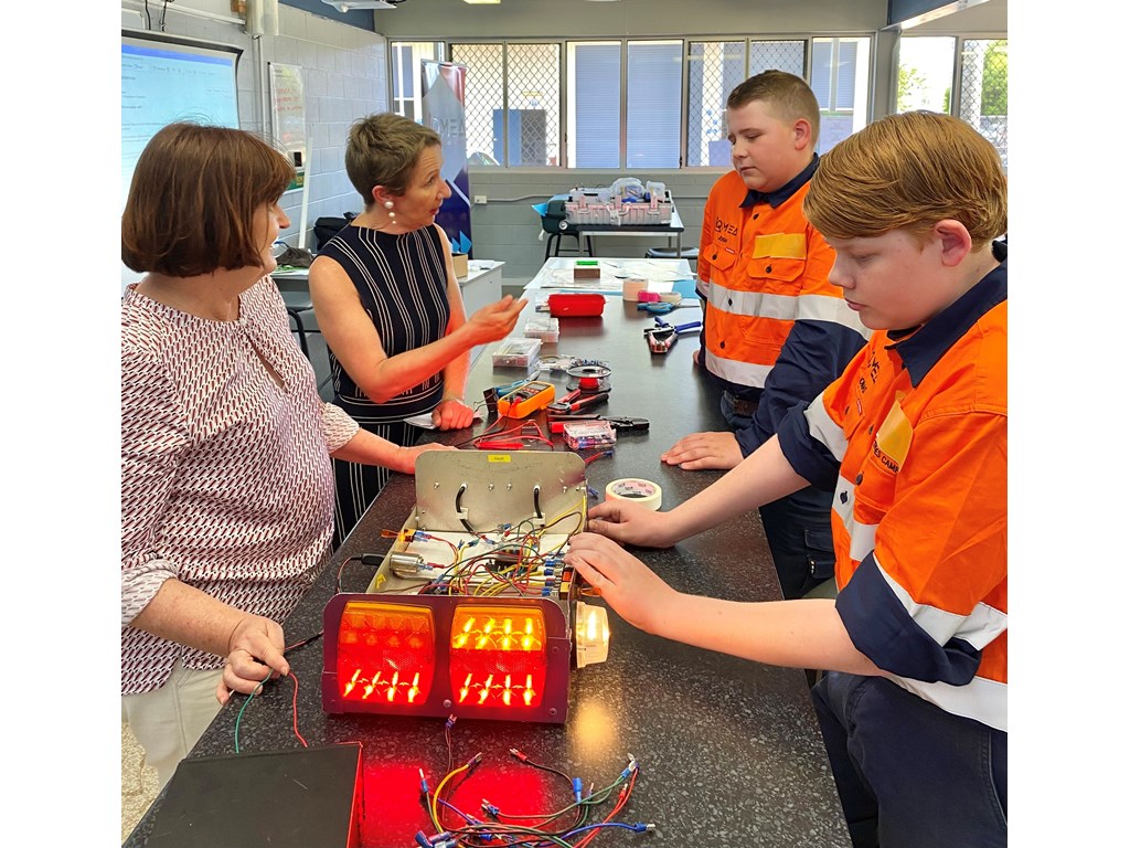 Mackay MP Julieanne Gilbert and Minister for Training and Skills Development Di Farmer join Pioneer State High School students for the Oresome Trade Camp.