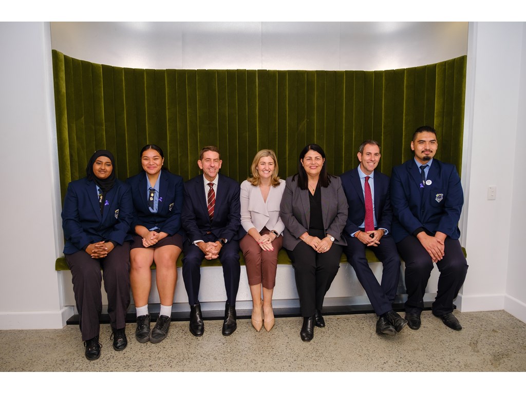 State Treasurer and Member for Woodridge Cameron Dick MP, Attorney-General and Member for Waterford Shannon Fentiman MP, Education Minister Grace Grace MP, and Federal Treasurer and Member for Rankin Jim Chalmers join student leaders at Mabel Park State High School