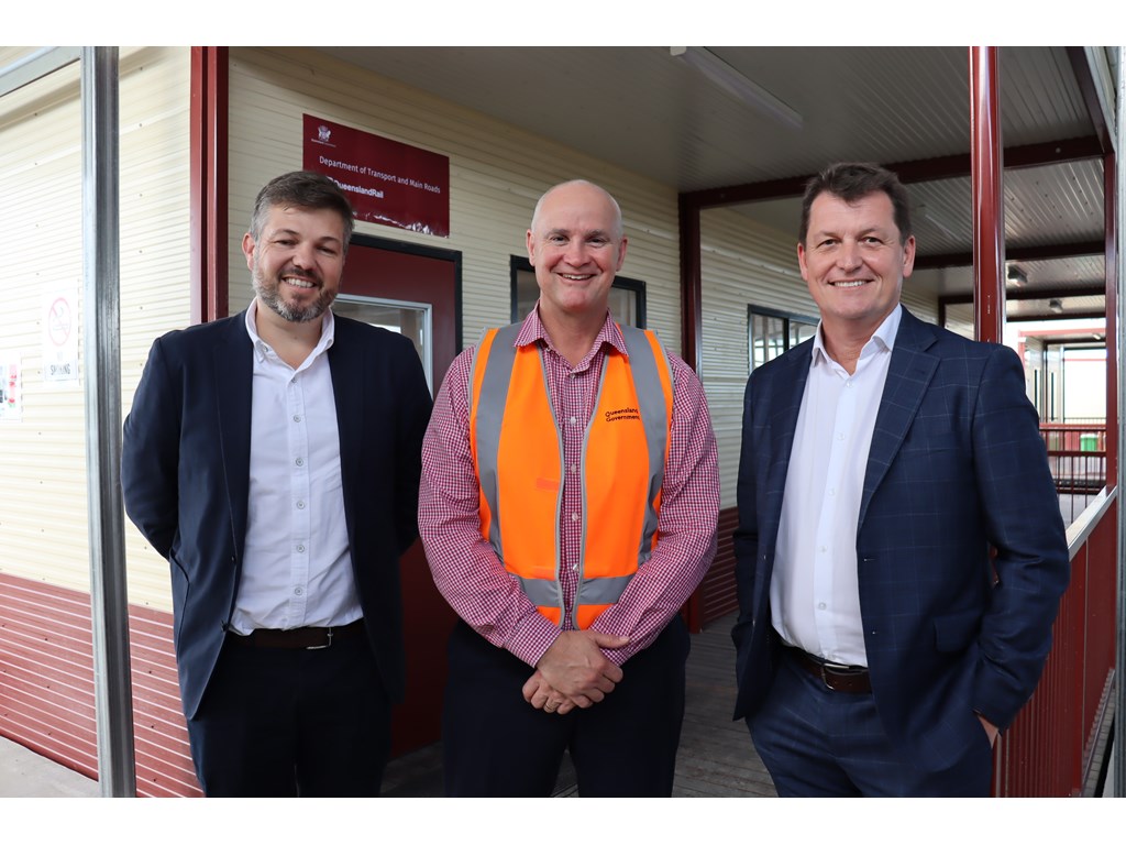 Minister Glenn Butcher at the Ormeau Rail Facility with Black Diamond Group Vice President WFS Australia, Matt Harris and Zero Emissions Developments Capital Markets and Funding Manager, Gary Coleman.
