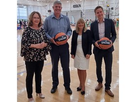 Jo Juler from Basketball Australia, Minister Stirling Hinchliffe, Gold Coast Deputy Mayor Donna Gates and Josh Pascoe CEO of Basketball Queensland at the Australian School Championships.   